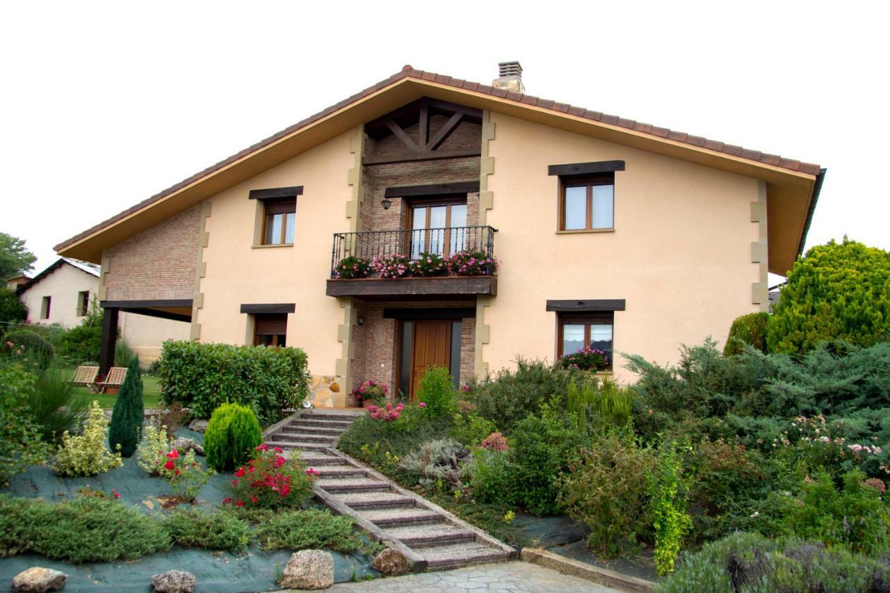 El Chalet Del Golf Urturi Extérieur photo